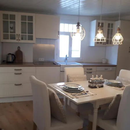 Apartment Uber Den Dachern Von *
